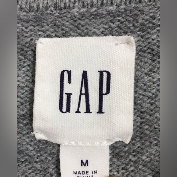 GAP Heather Gray Long Sleeve Sweater. Sz M. - Picture 4 of 5